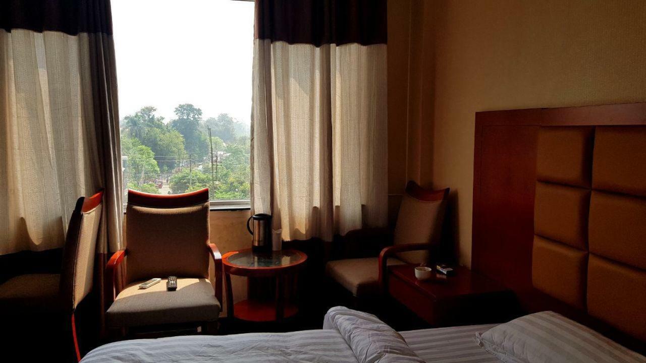 Hotel Blue Lagoon Haridwār Extérieur photo